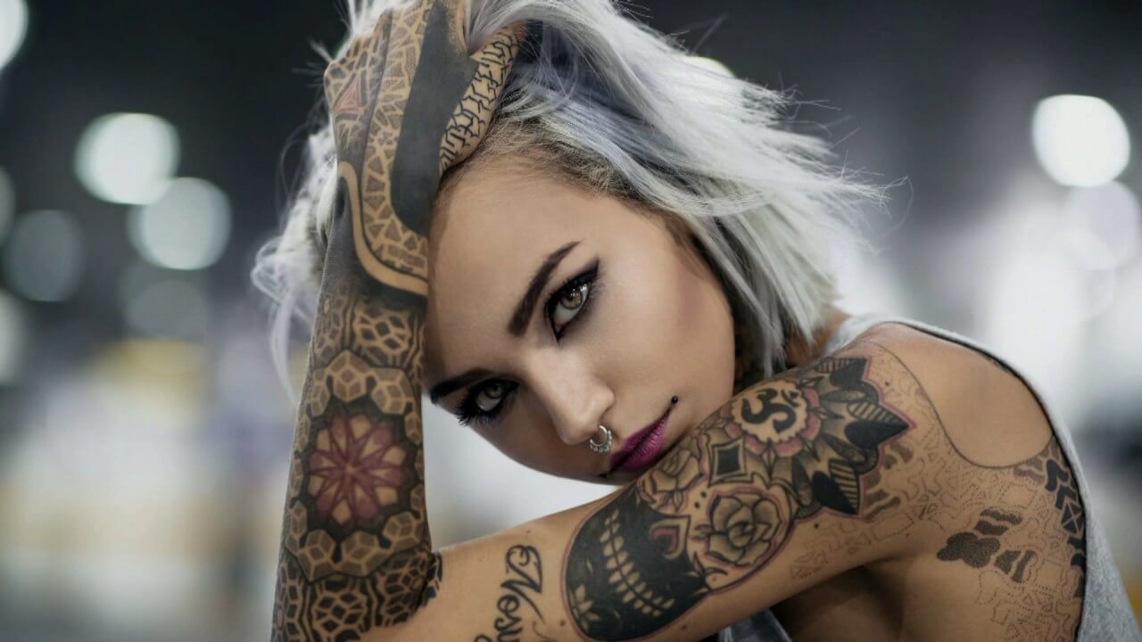 Woman Tatoo